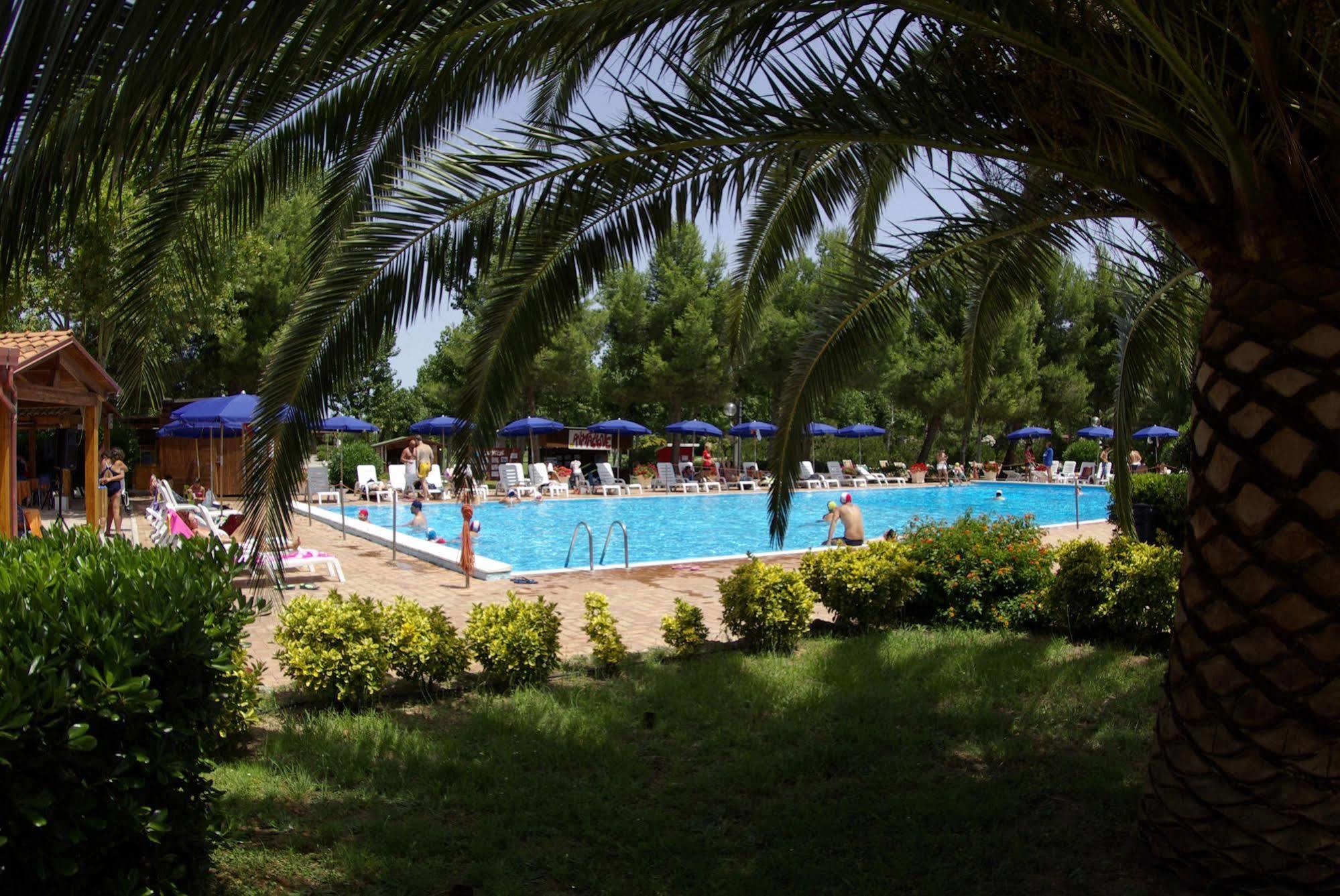 Villaggio Albatros Resort Lesina Ngoại thất bức ảnh